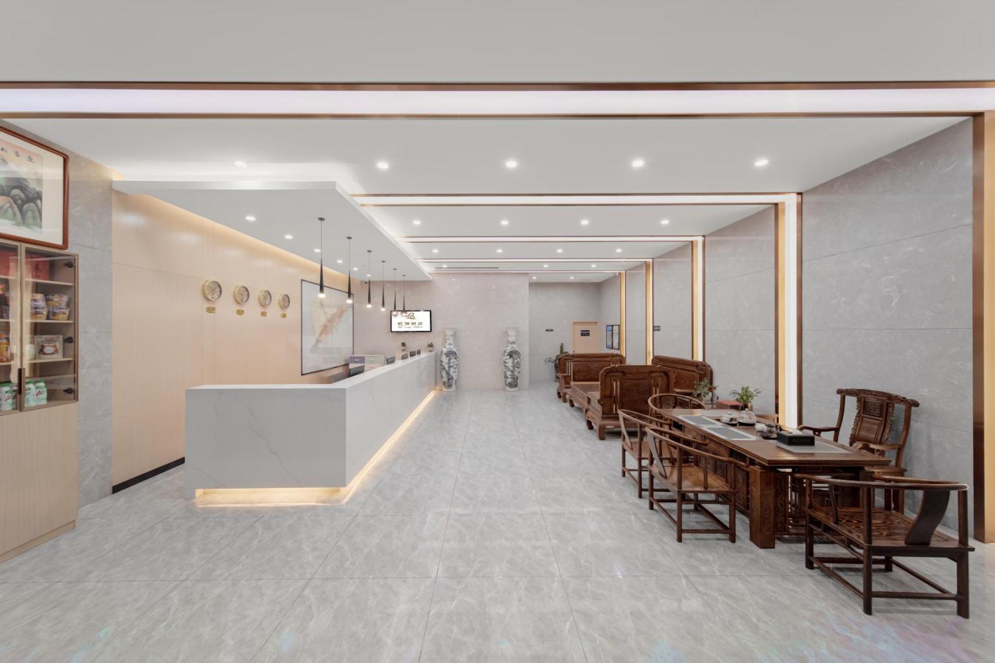Bai Ling Hotel Nanning Exterior foto